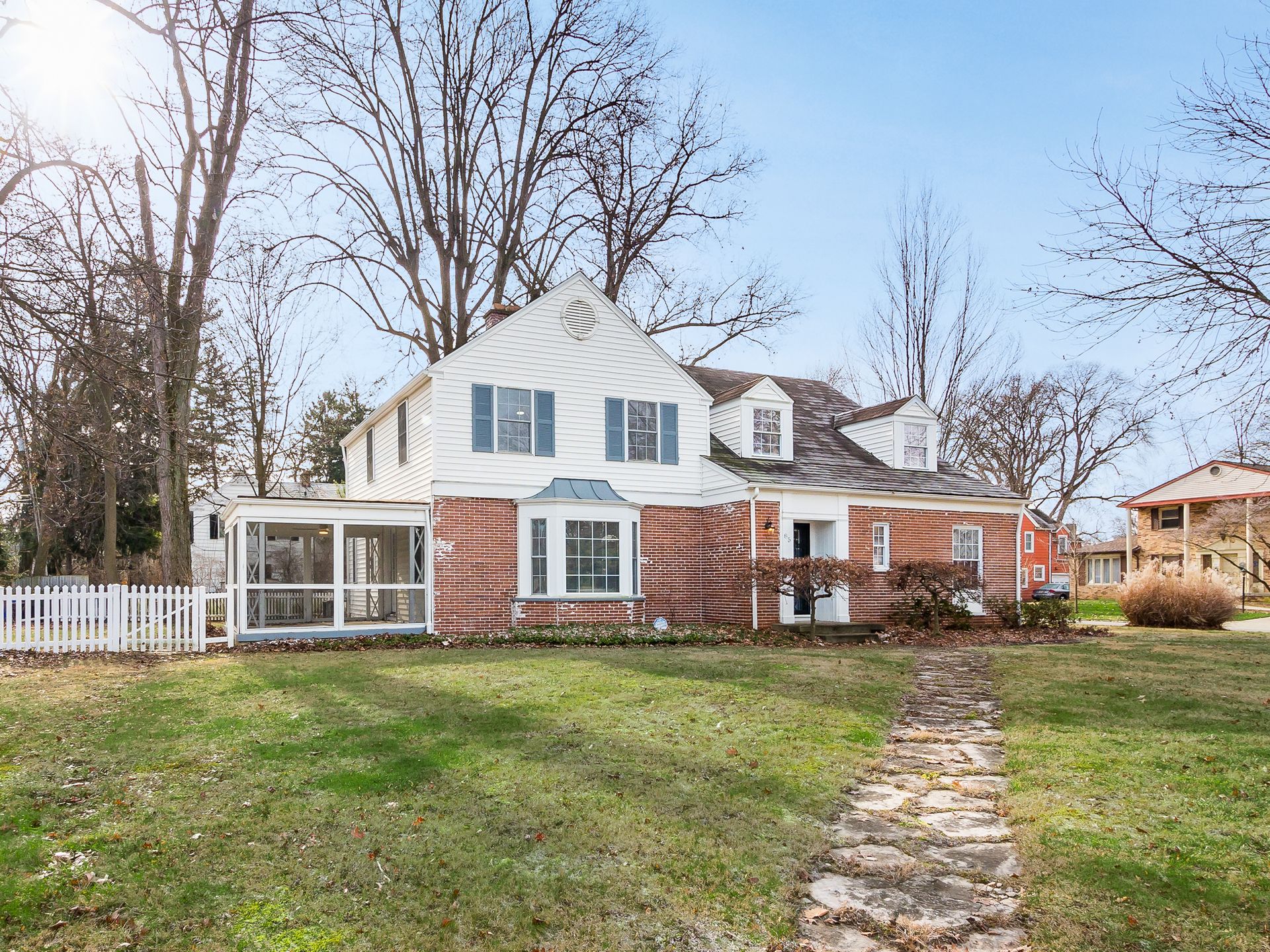 85 Eastmoor Boulevard
