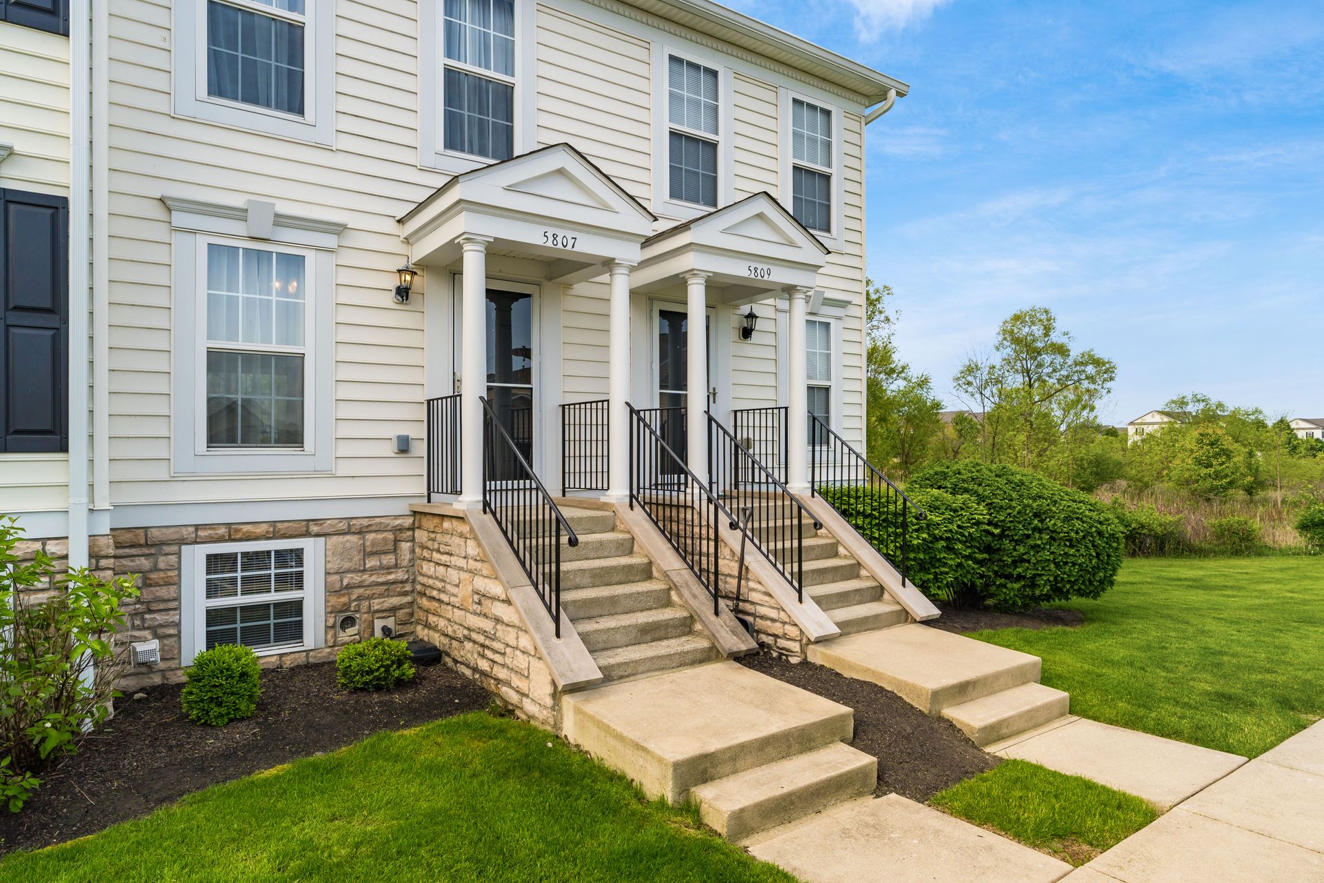 Property thumbnail image